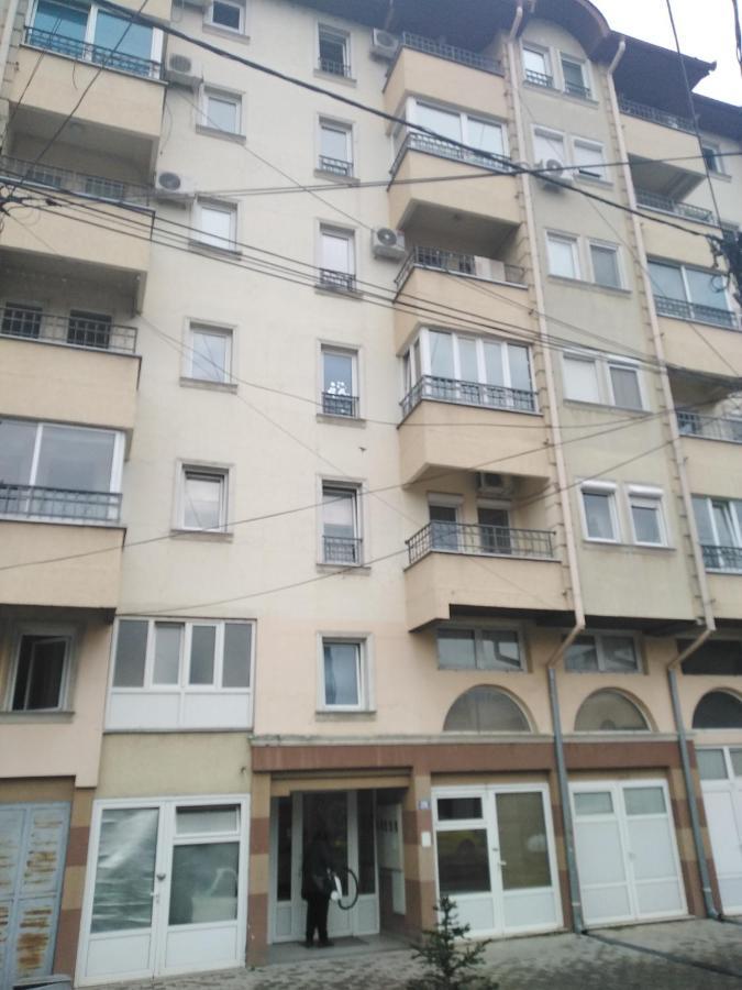 Kraljevski Apartman Kraljevo Kültér fotó
